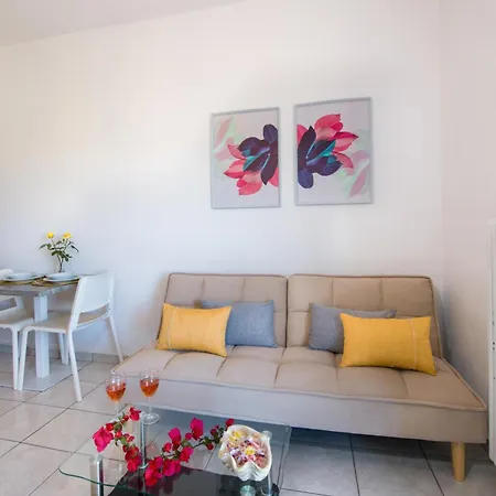 Casa Di Halepa 아파트